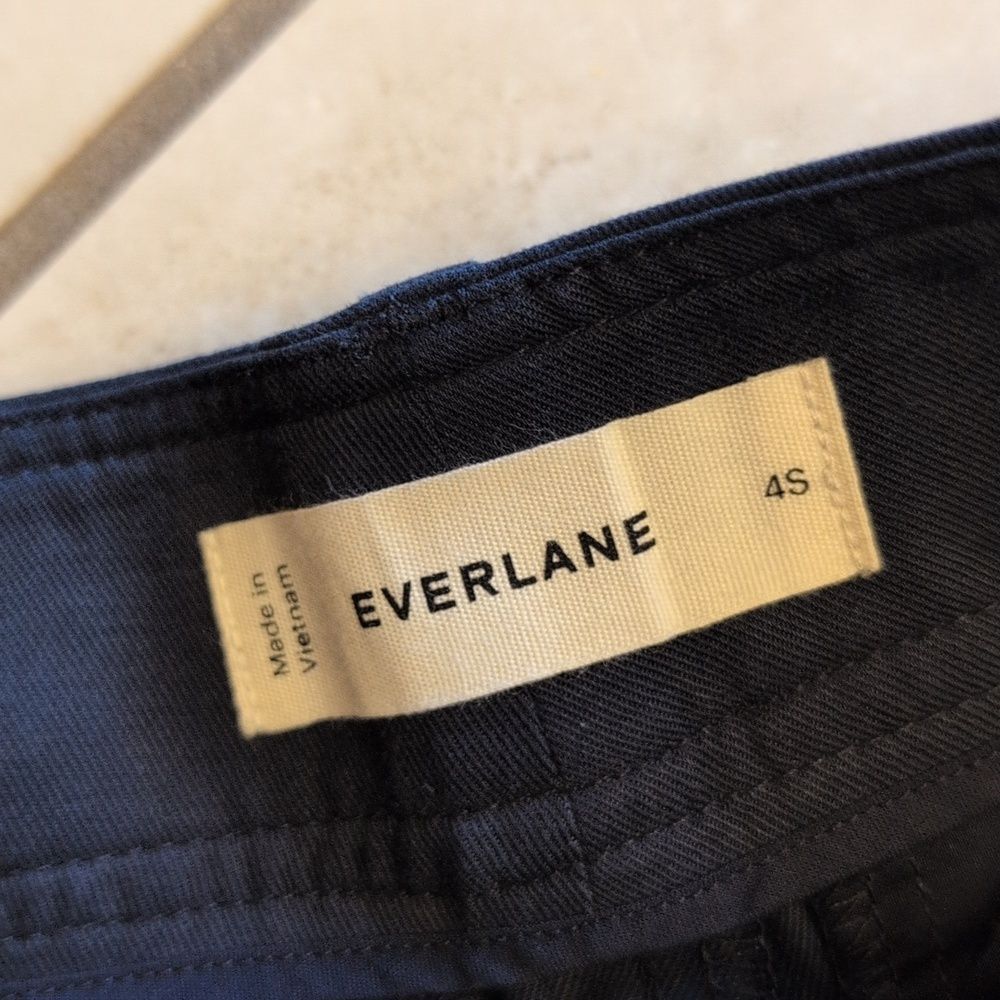 NWT Everlane The Draper Pleated Pant in Buttersmooth Navy Blue Wide Leg Size 4S - Picture 5 of 14